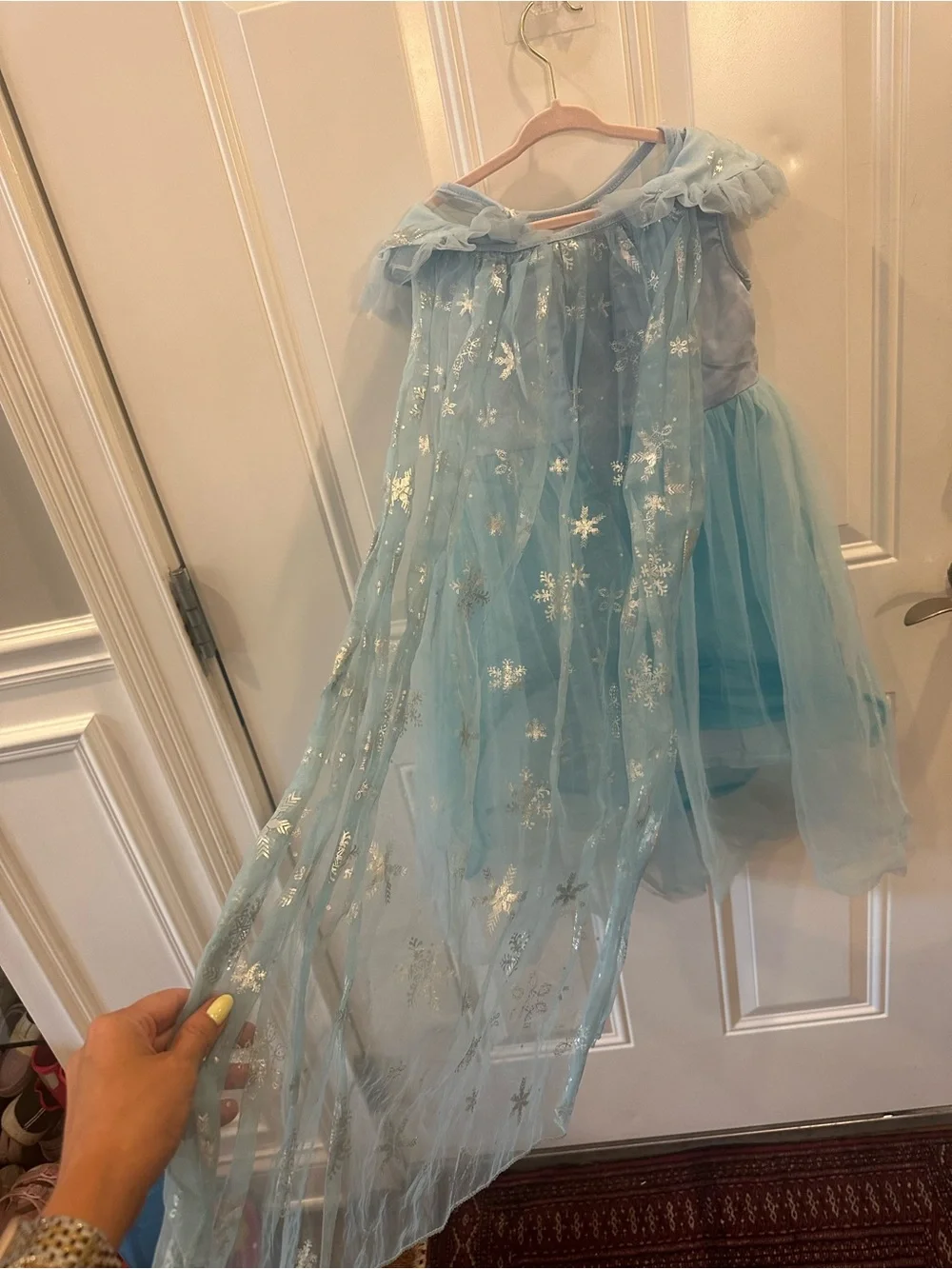 Frozen Kids Light Blue Sequin Princess Costume Dress with removable cape 6/7